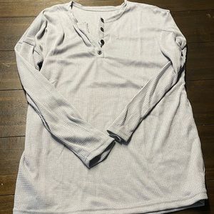 NWOT Women’s Gray Henley Top size M